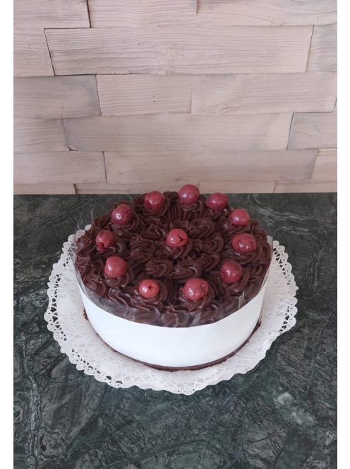 Meggyes Csoki torta